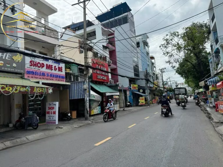 Tan Phu