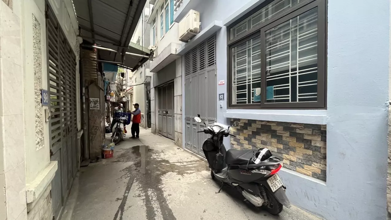 Nam Tu Liem