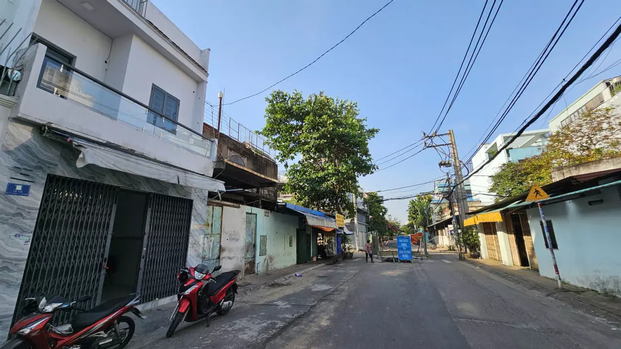 Tan Phu