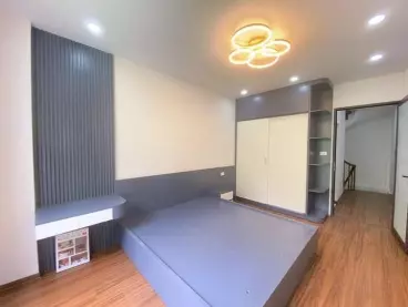 Ha Dong
