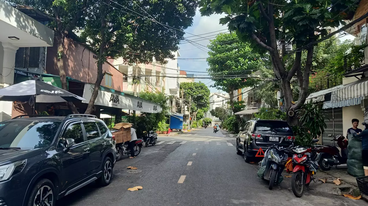 Tan Phu