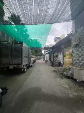 Tan Phu