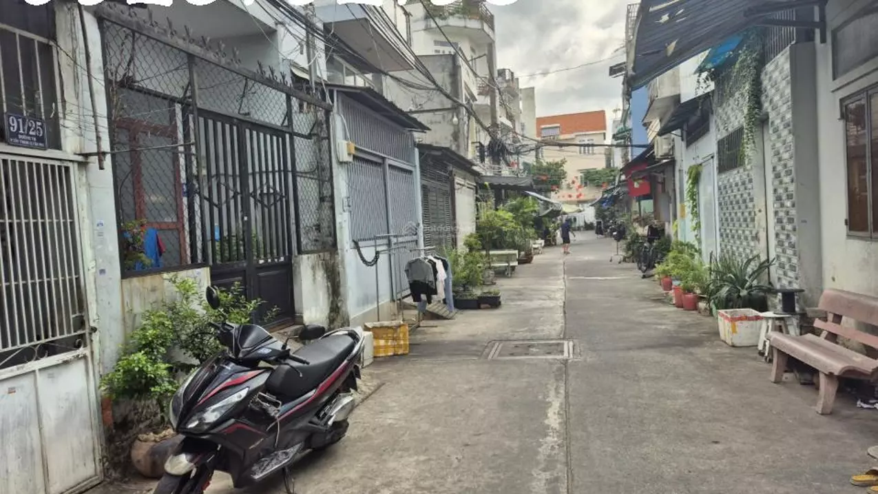 Tan Phu