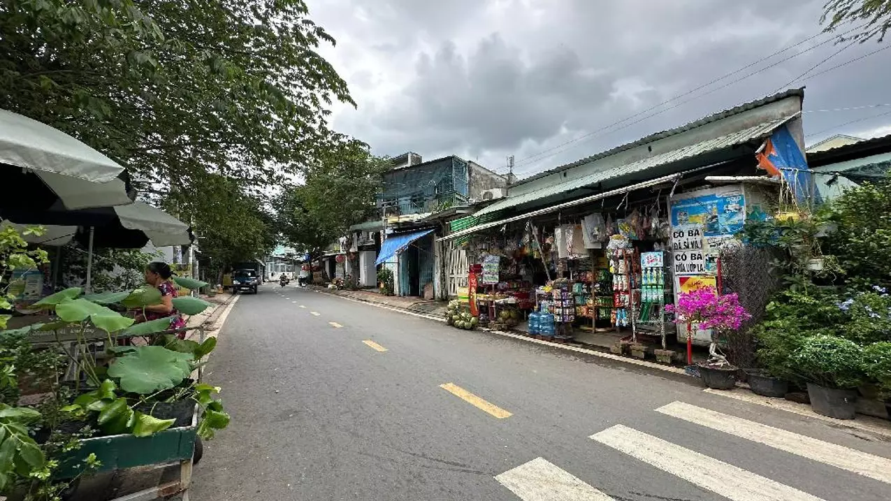 Tan Phu