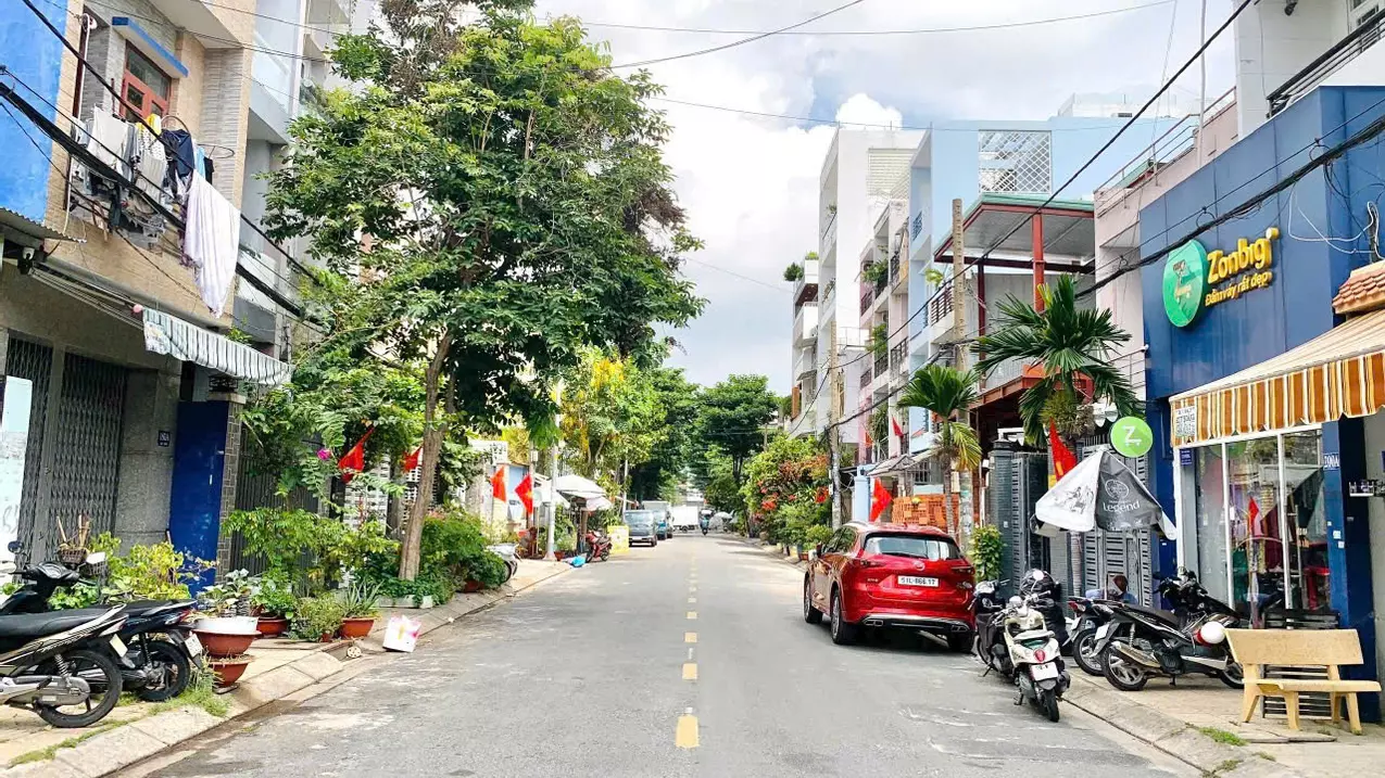 Tan Phu