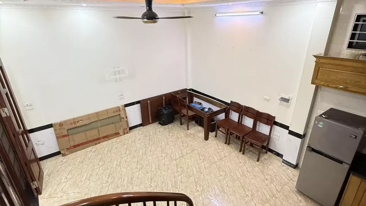 Nam Tu Liem