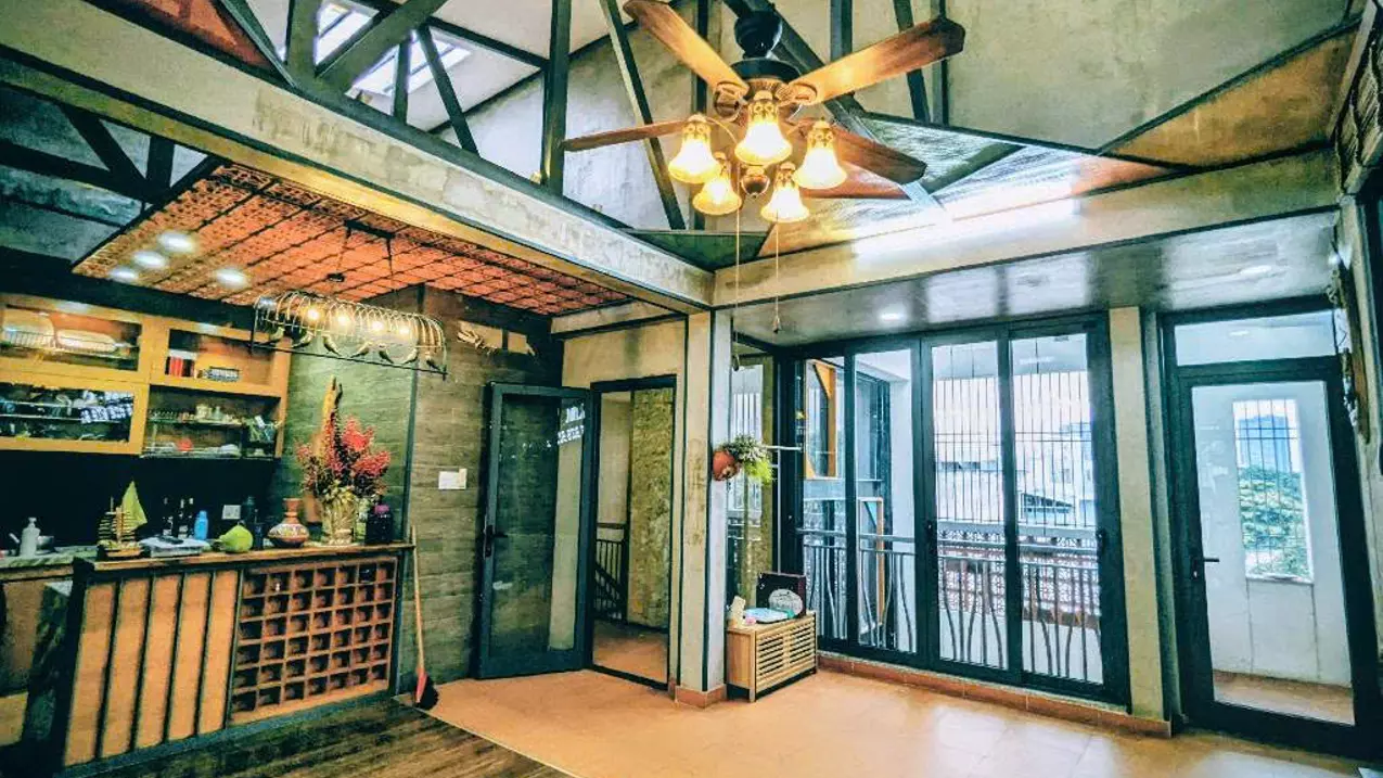 District 8
