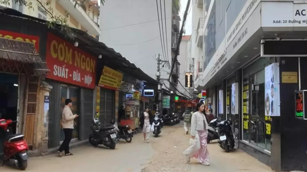 Nam Tu Liem
