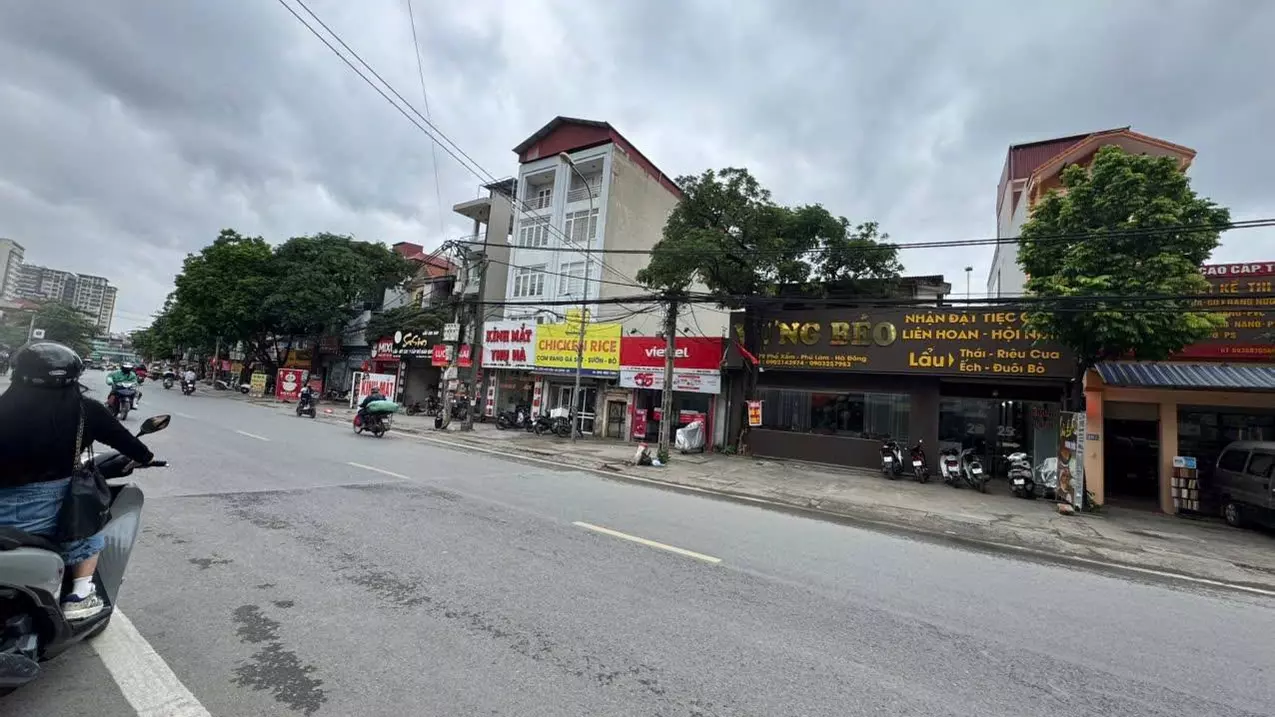 Ha Dong