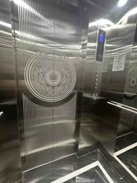 District 8