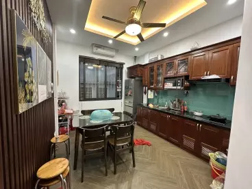 Hoang Mai