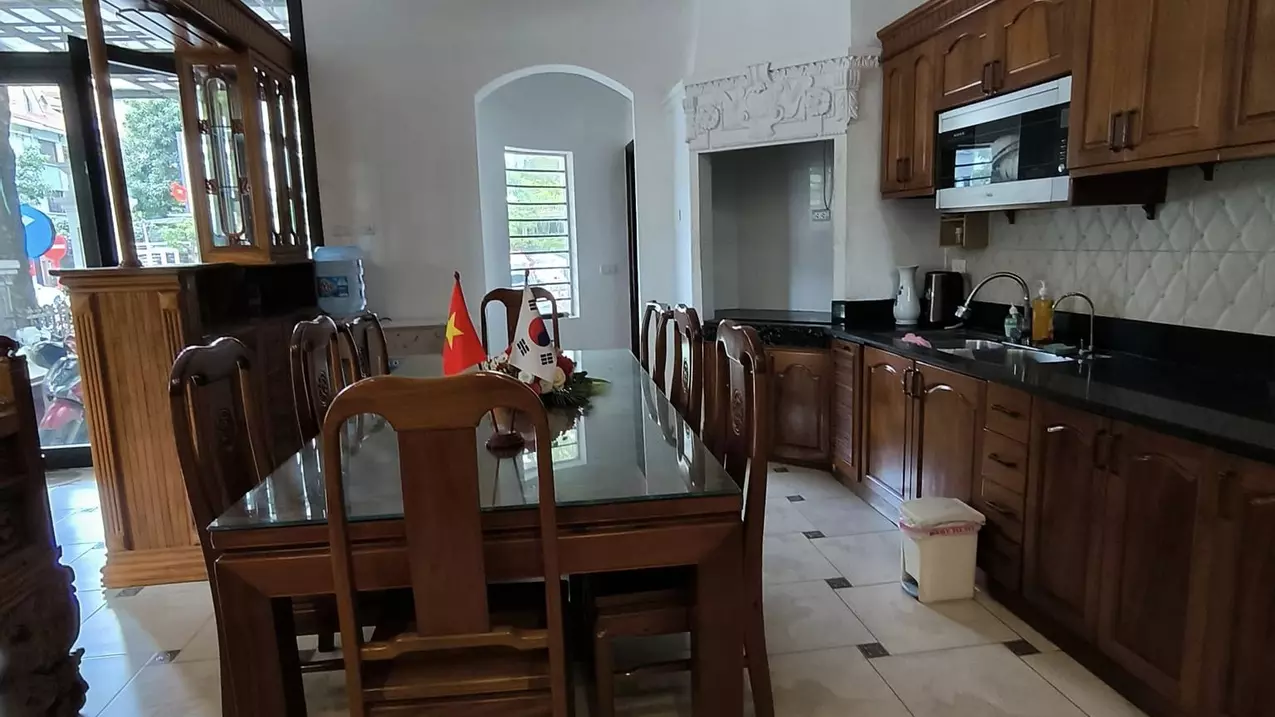 Nam Tu Liem