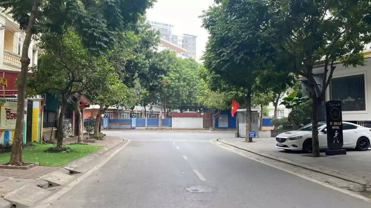 Nam Tu Liem