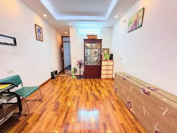 Nam Tu Liem