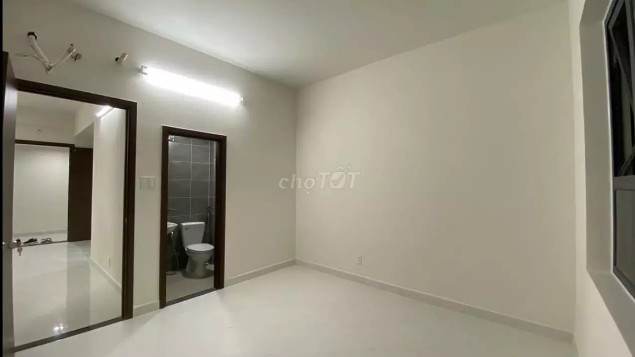 selling apartment 2 bedrooms, 2 bathrooms, 61m2, 2 bedrooms, frontage showing district 8