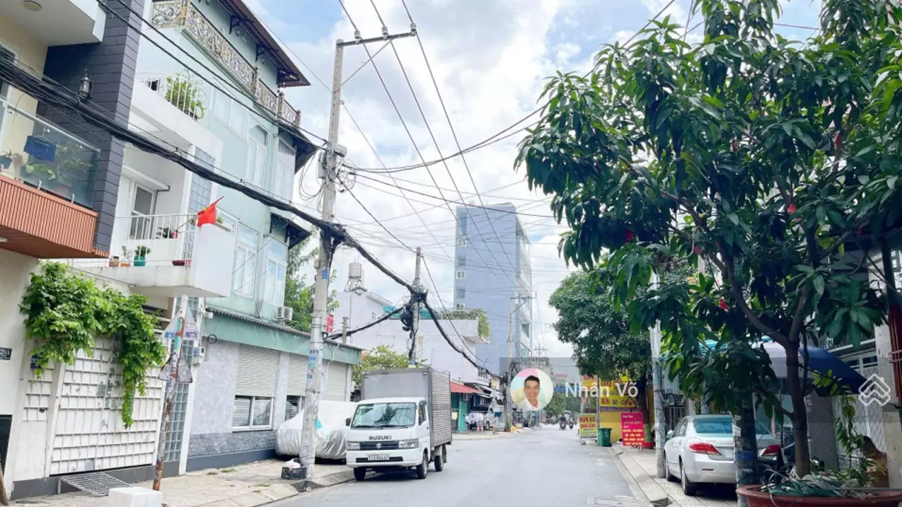 Tan Phu