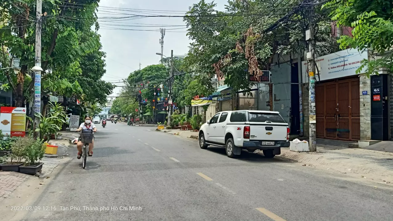 Tan Phu