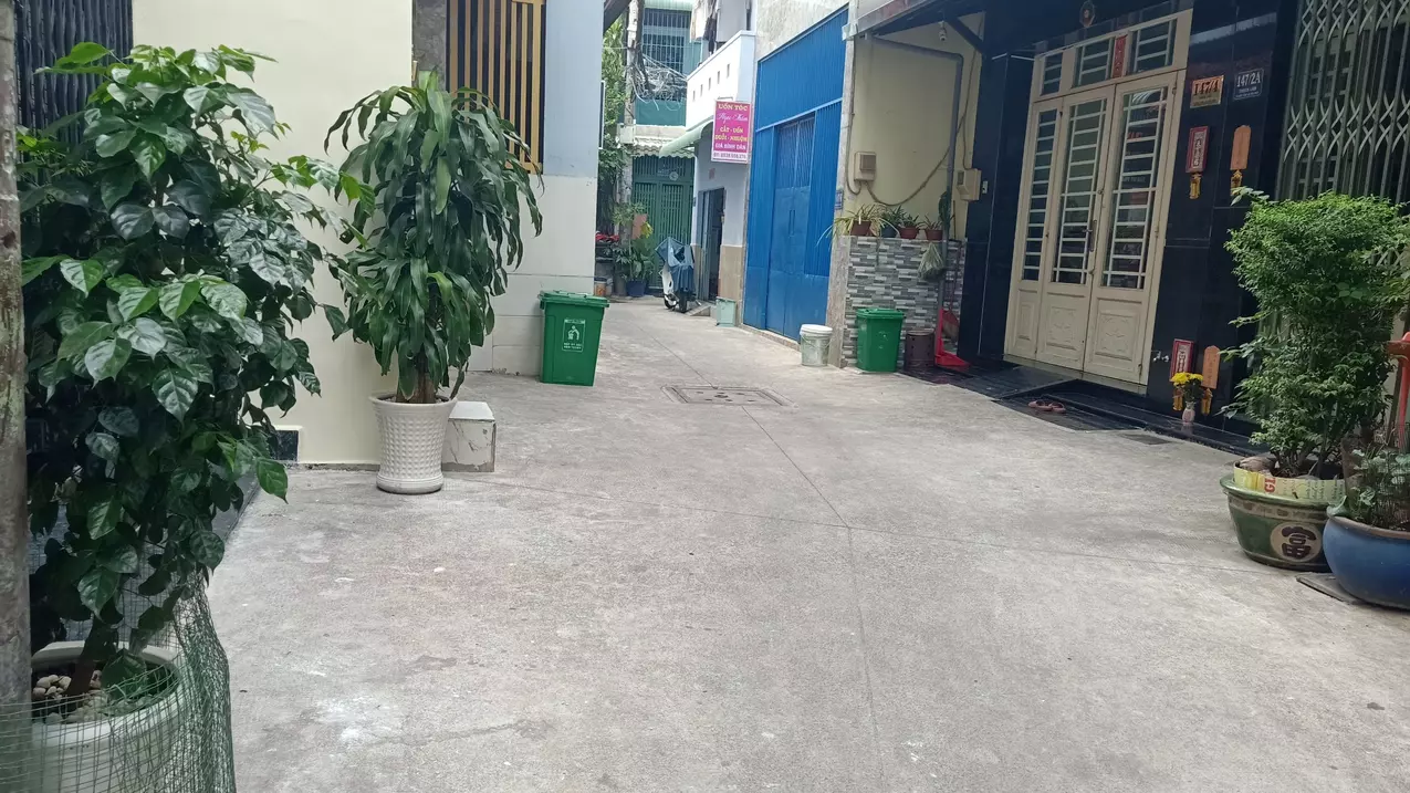 Tan Phu