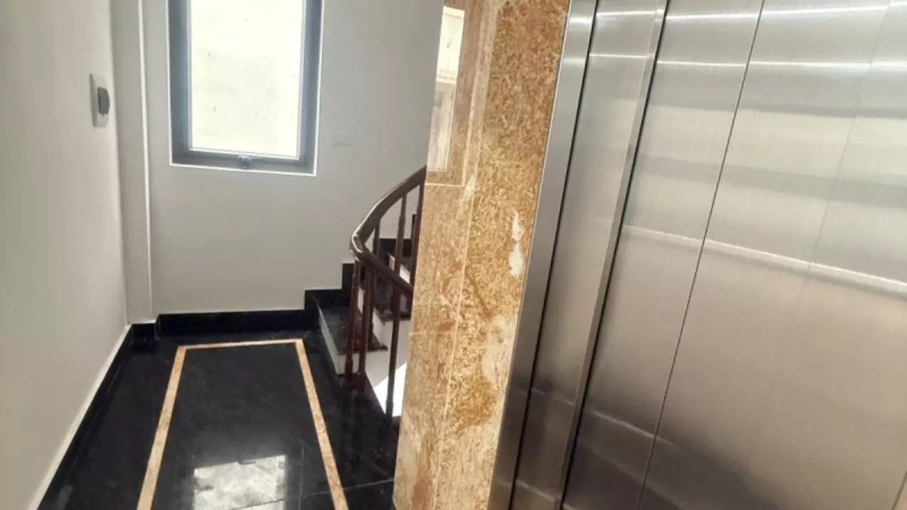 Nam Tu Liem