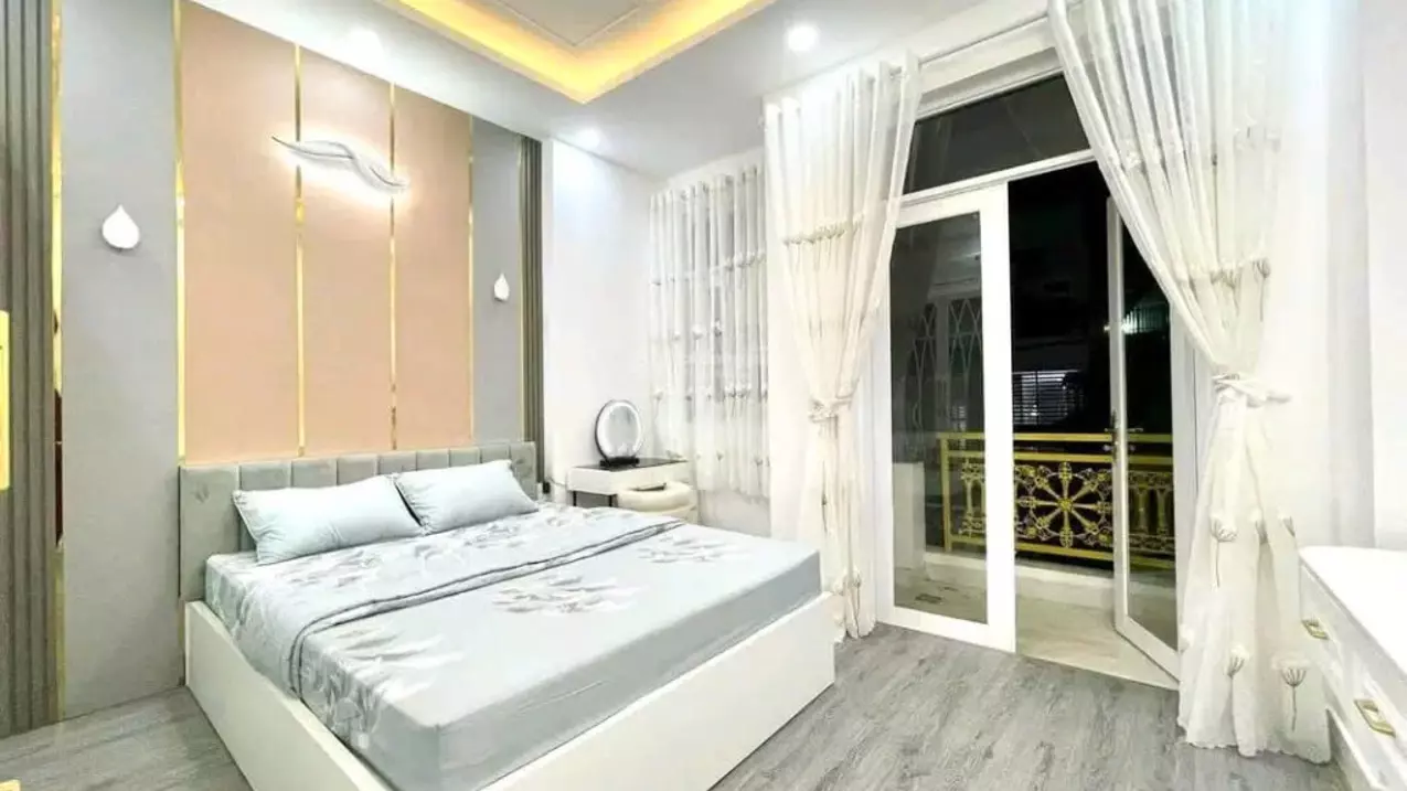 Hoang Mai