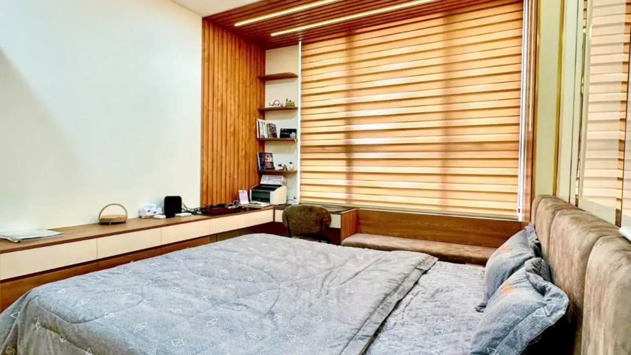 the western capital apartment - district 6: 50m², 2 brs, south facing, price only 2.2 billion!