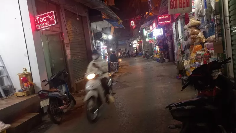 Nam Tu Liem
