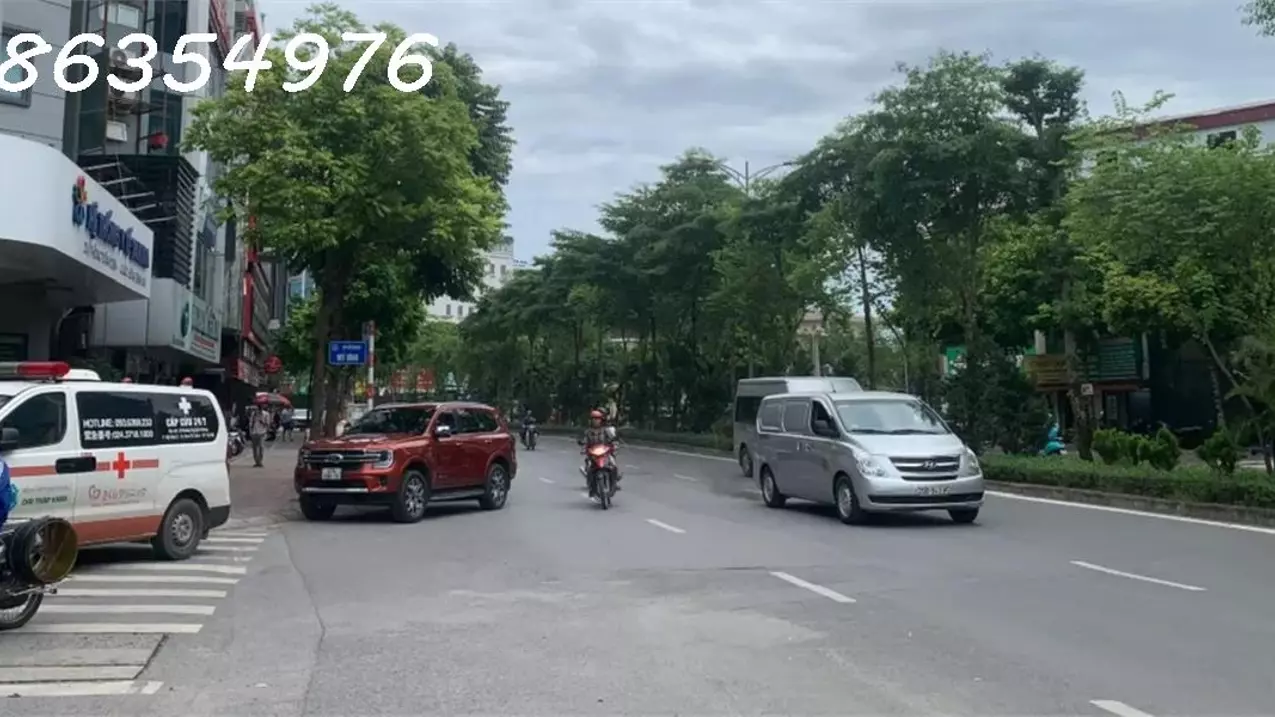 Nam Tu Liem