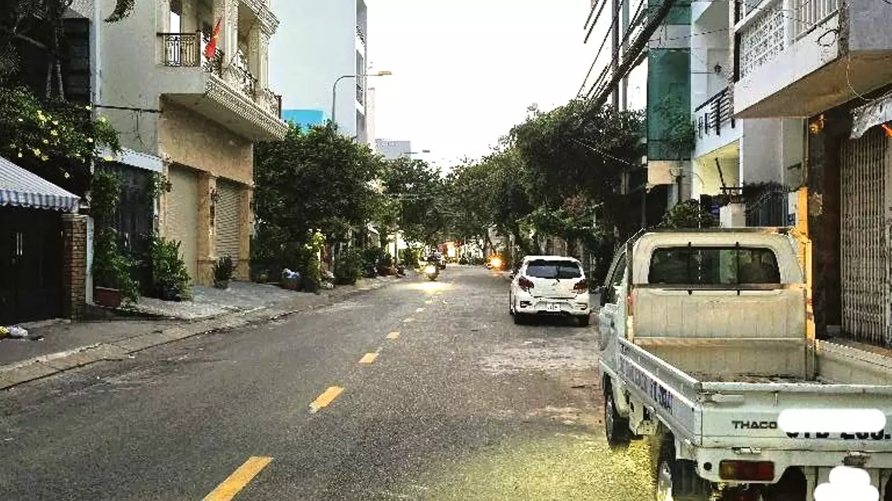 Tan Phu