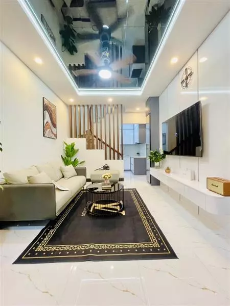 Hoang Mai