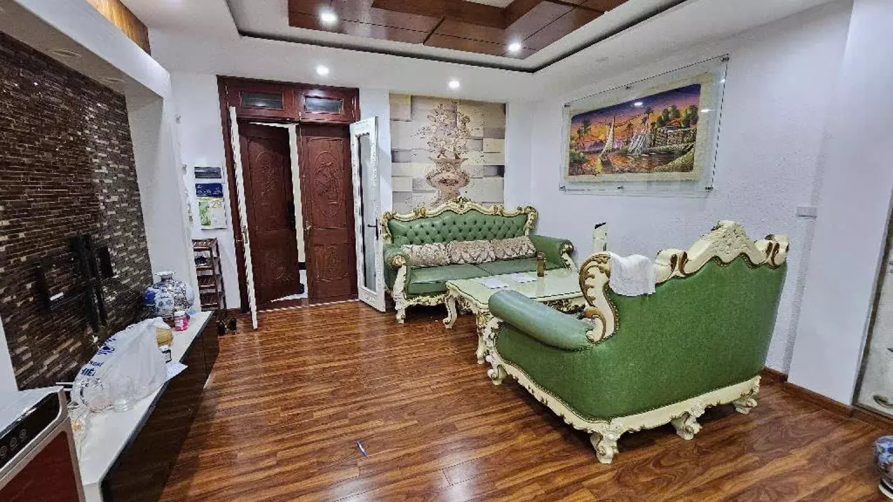 apartment for sale 6.5 billion - usage nearly 200m2 in nam trung yen urban area