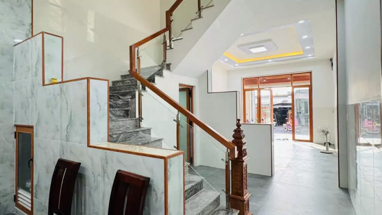binh tan, beautiful new house, 4 floors, 100m2, business area, rocket vip area.