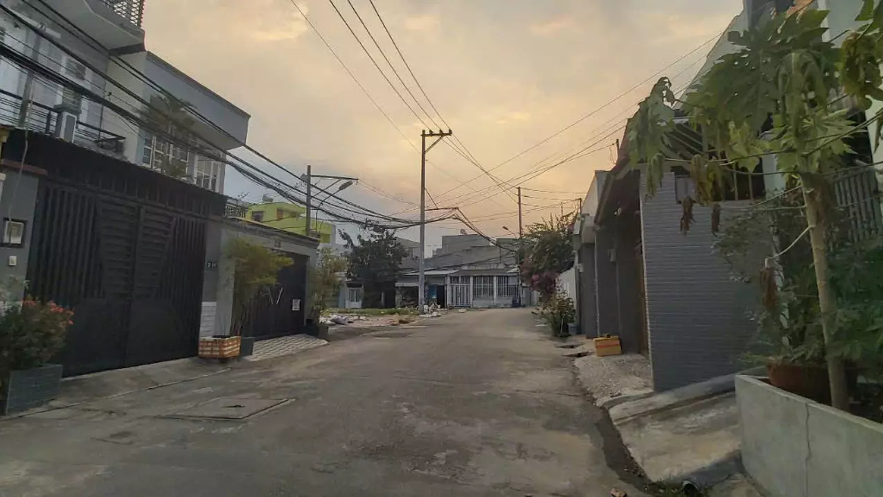 District 9