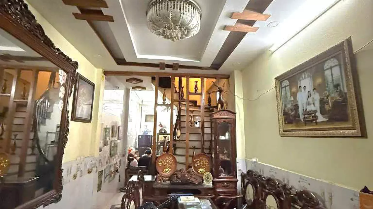 Nam Tu Liem
