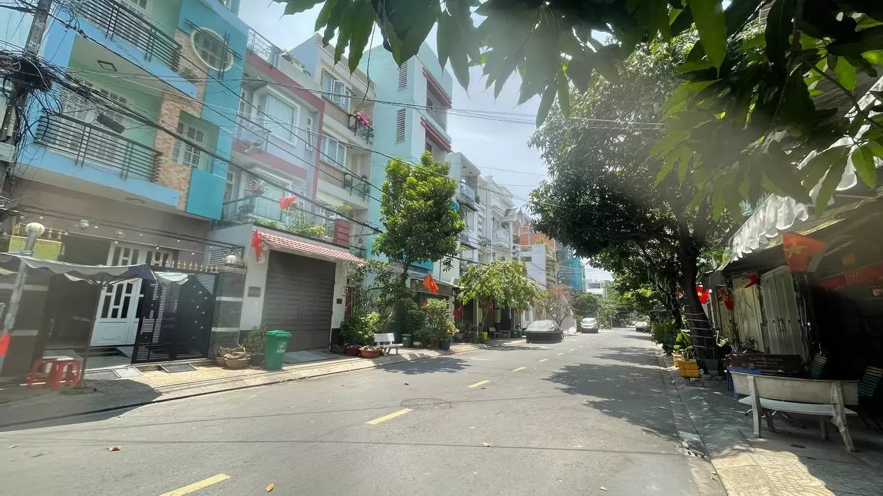 Tan Phu