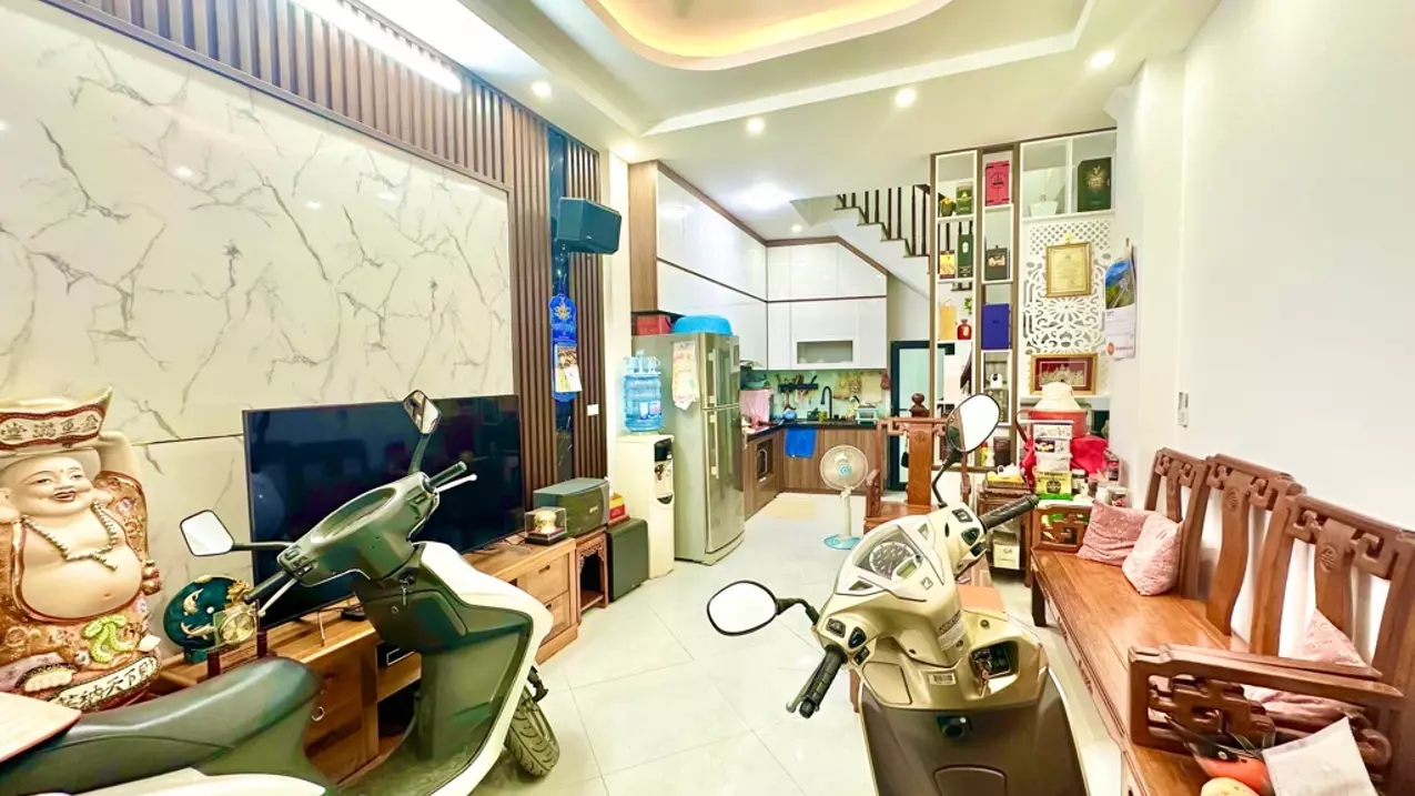 Hoang Mai