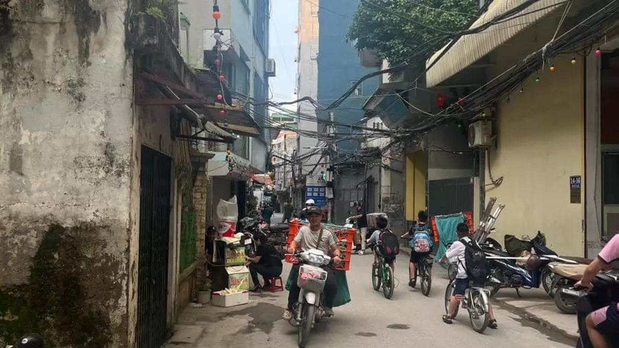 Nam Tu Liem