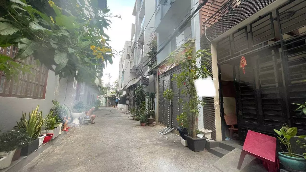 Tan Phu