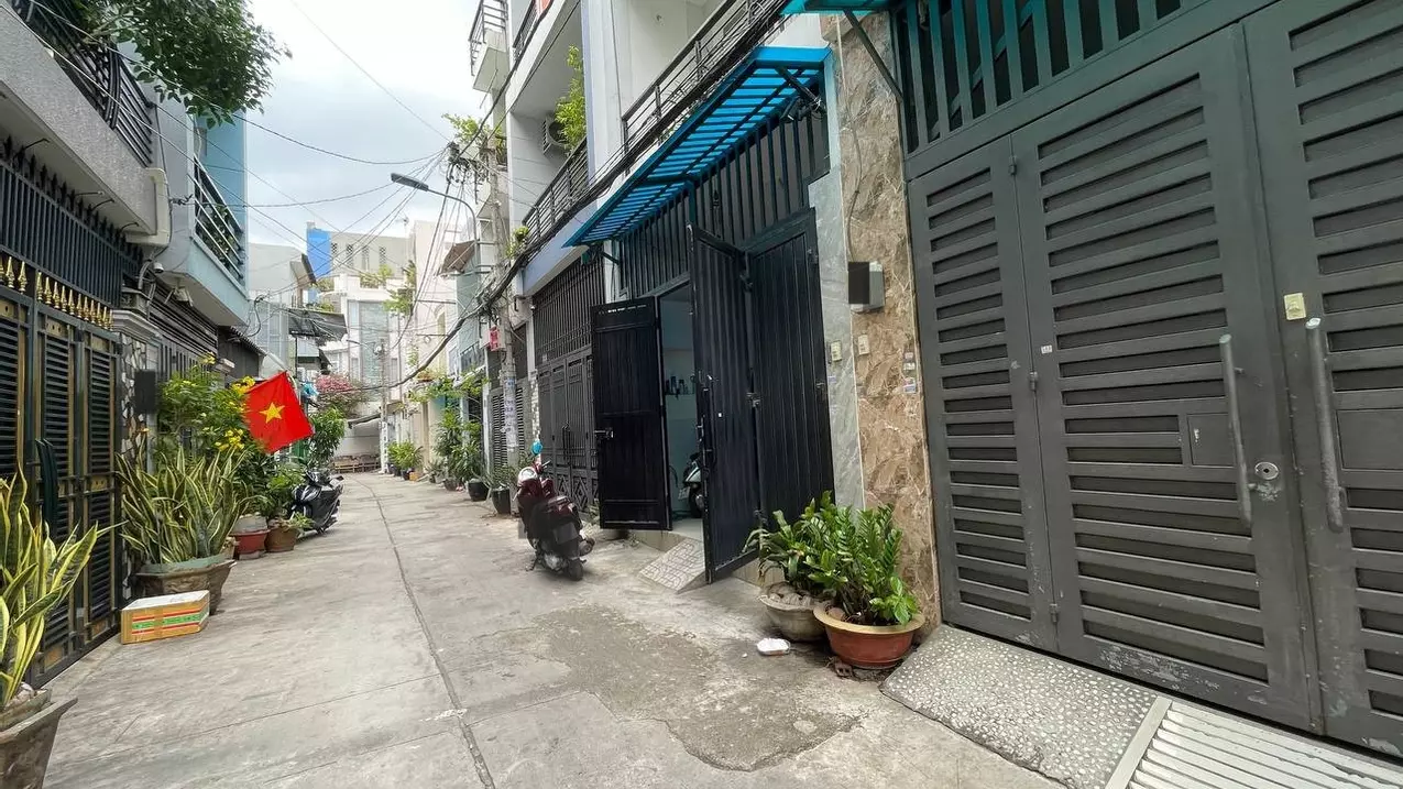 Tan Phu