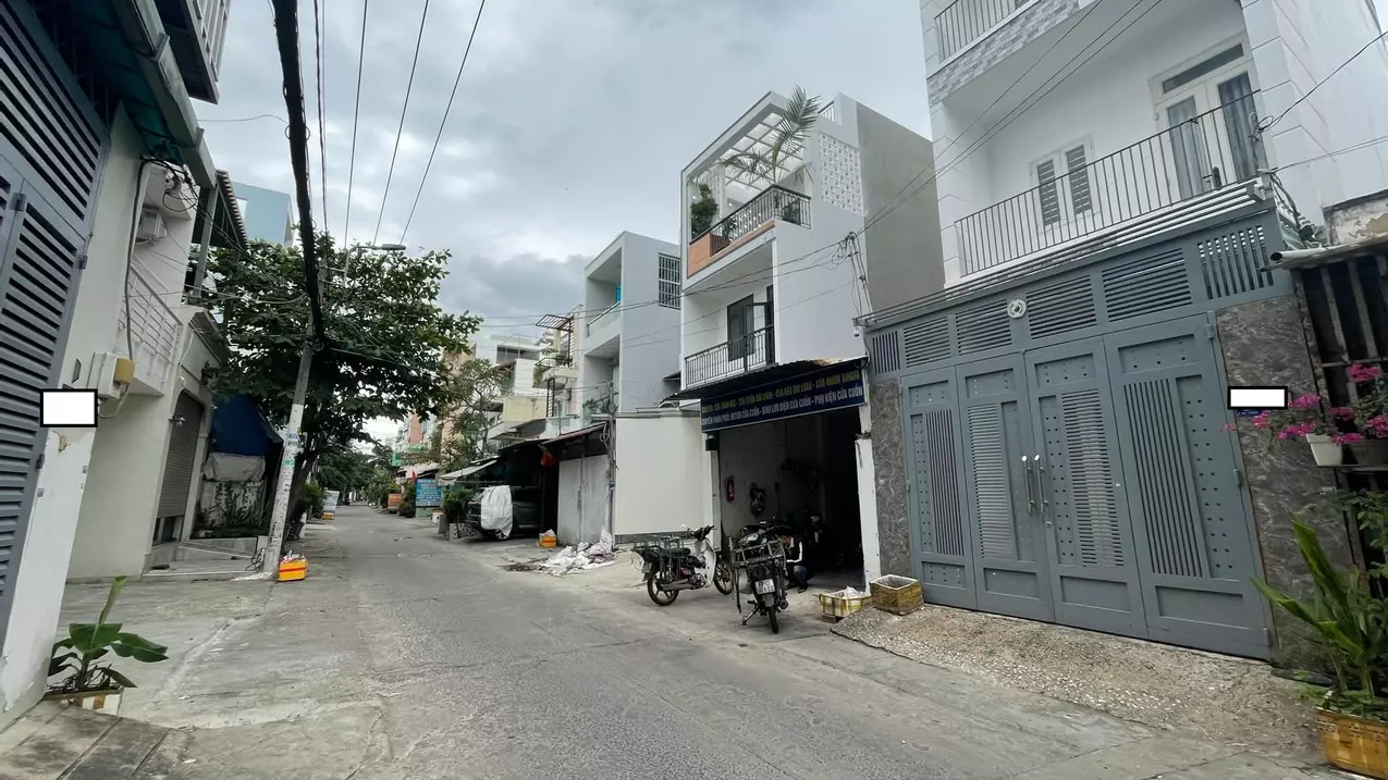 Tan Phu