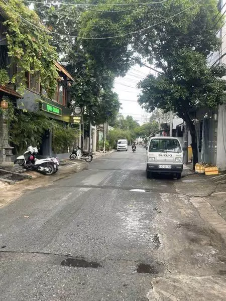 Tan Phu