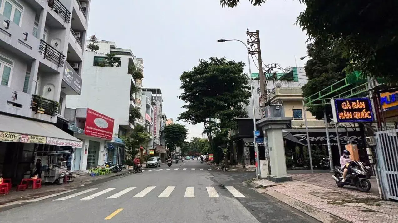 Tan Phu