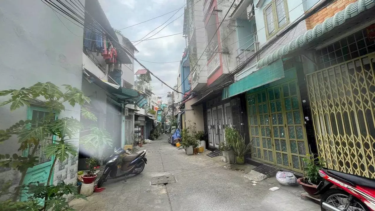 Tan Phu