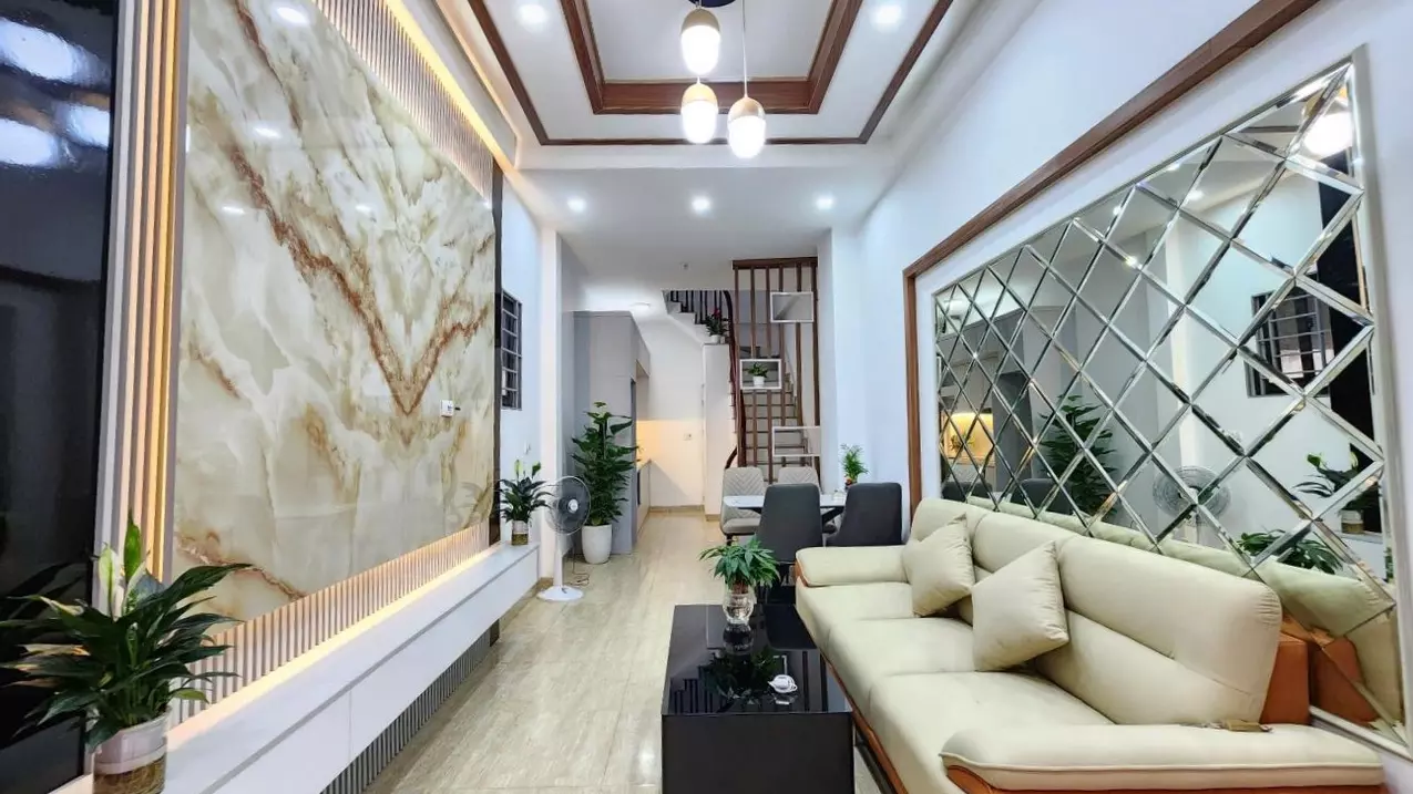 Hoang Mai