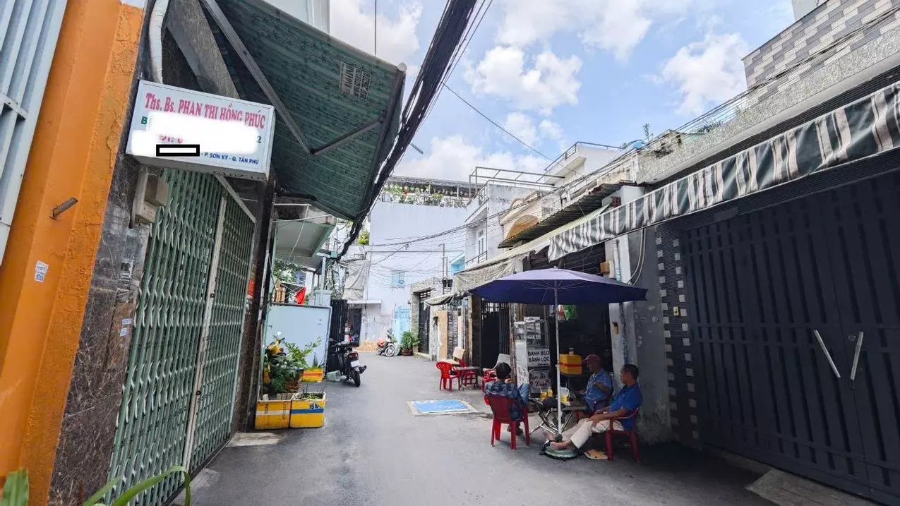 Tan Phu