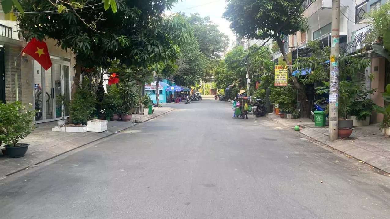Tan Phu