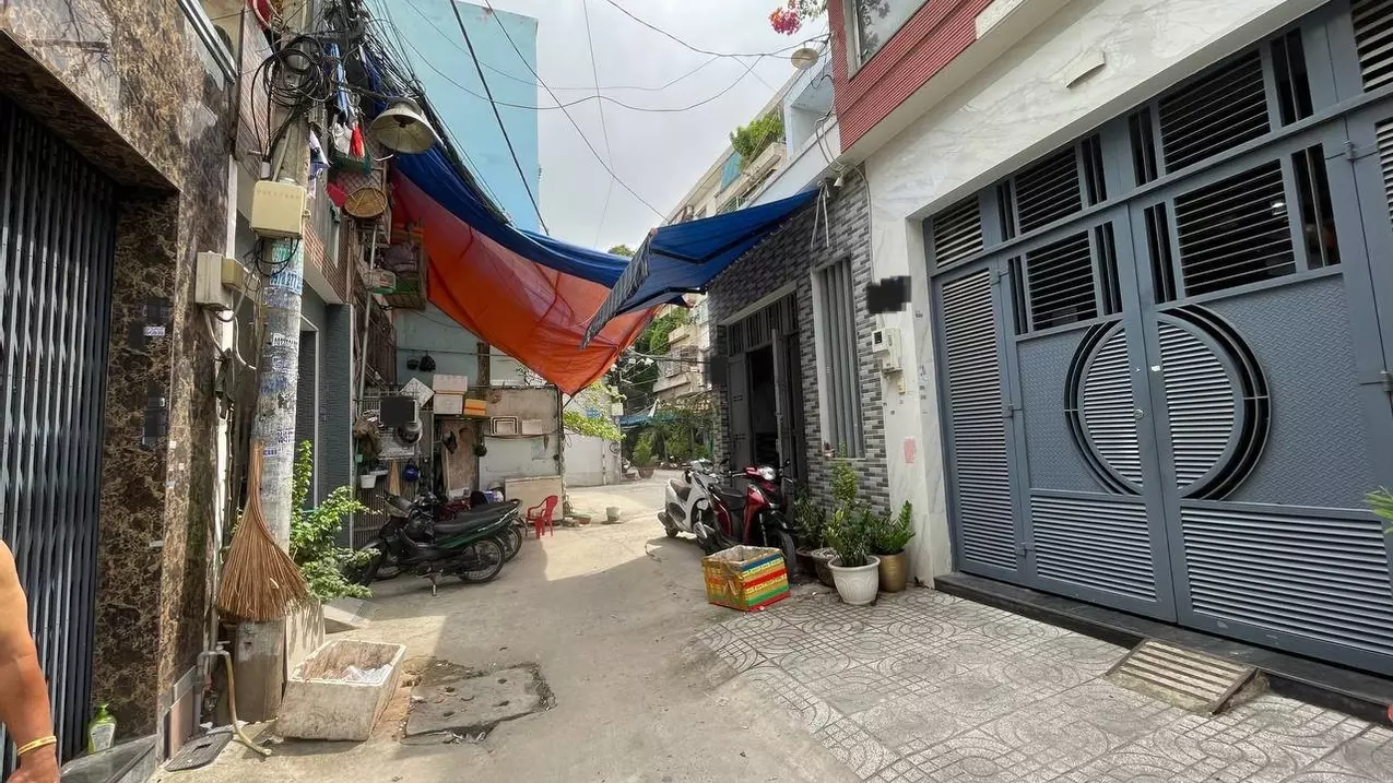 Tan Phu