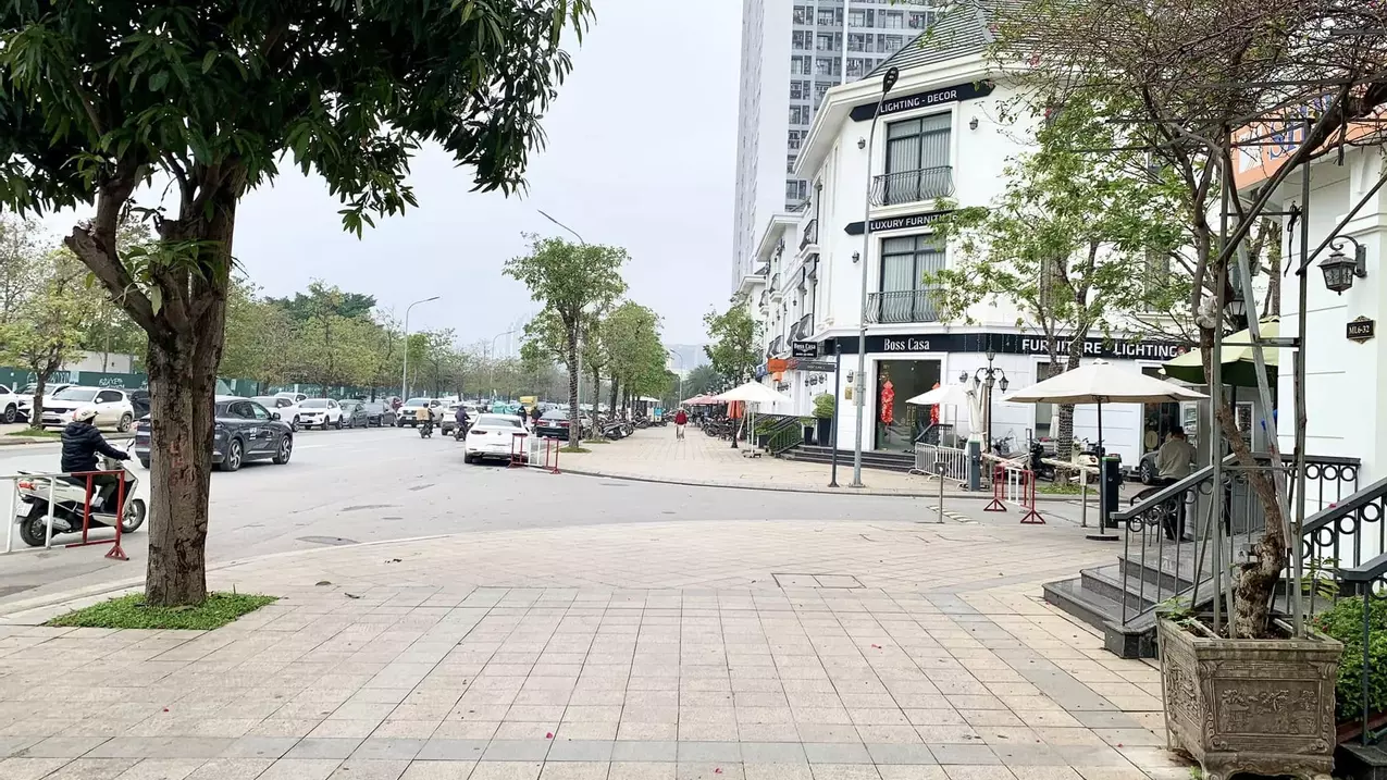 Nam Tu Liem