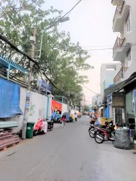 Tan Phu