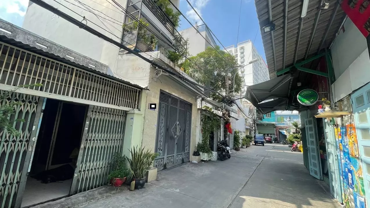 Tan Phu