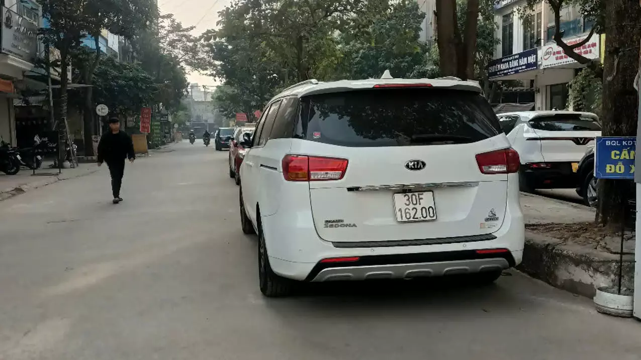 Ha Dong